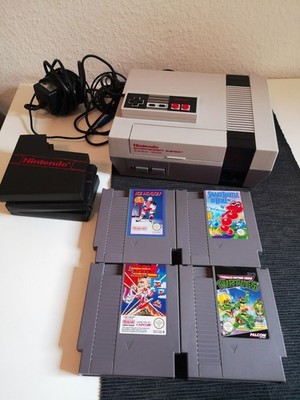 Nintendo NES Konsole Komplettset PAL NOE + Mega Man 2 + TMHT + 2 Spiele getestet