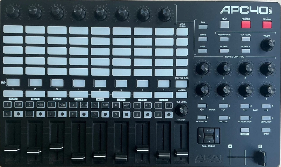 AKAI Professional APC40 MKII MINT CONDITION AS NEW - Image 4 of 4