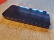 Apple iPhone 14 Pro - 256GB - Schwarz (Ohne Simlock) (Dual-SIM) (A2890)