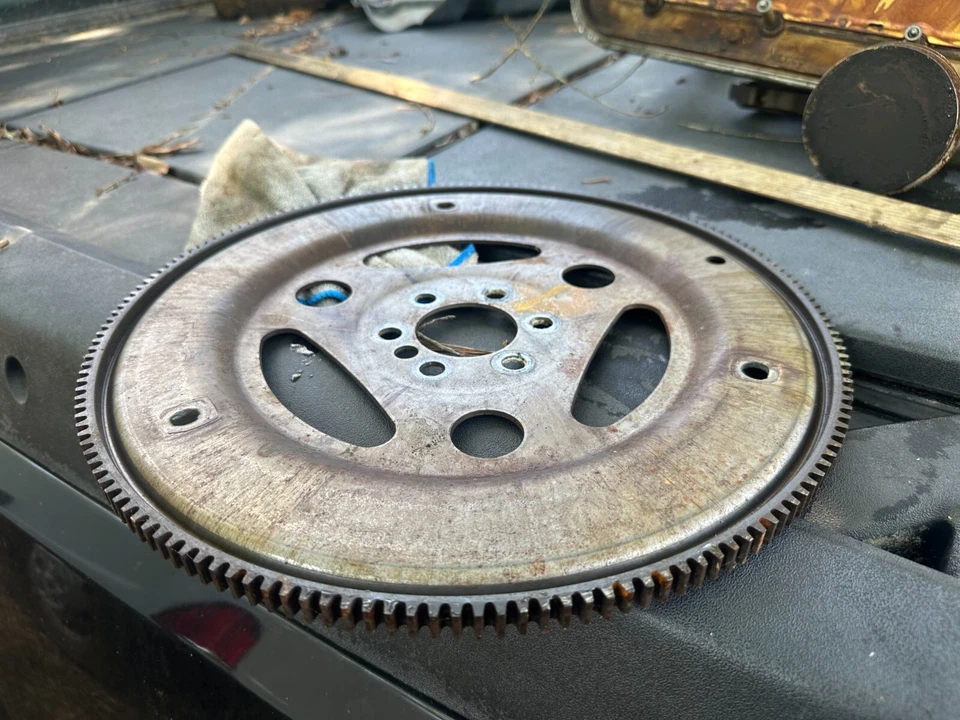 02-14 YUKON TAHOE SILVERADO SIERRA AVALANCHE EXPFRESS ESCALADE 1500 FLYWHEEL - Image 2 of 2