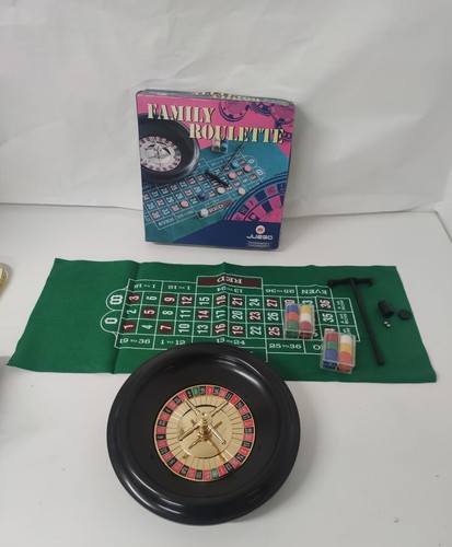 Roulette Family Spiel komplett mit Chips Matte und Rechen x47 - Bild 11 von 11