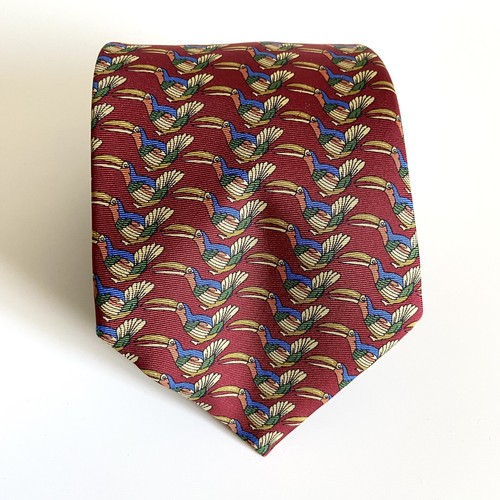 Vintage Burberry England Toucan Bird Print Silk Neck Tie Wine Red Green Blues - Picture 8 of 9