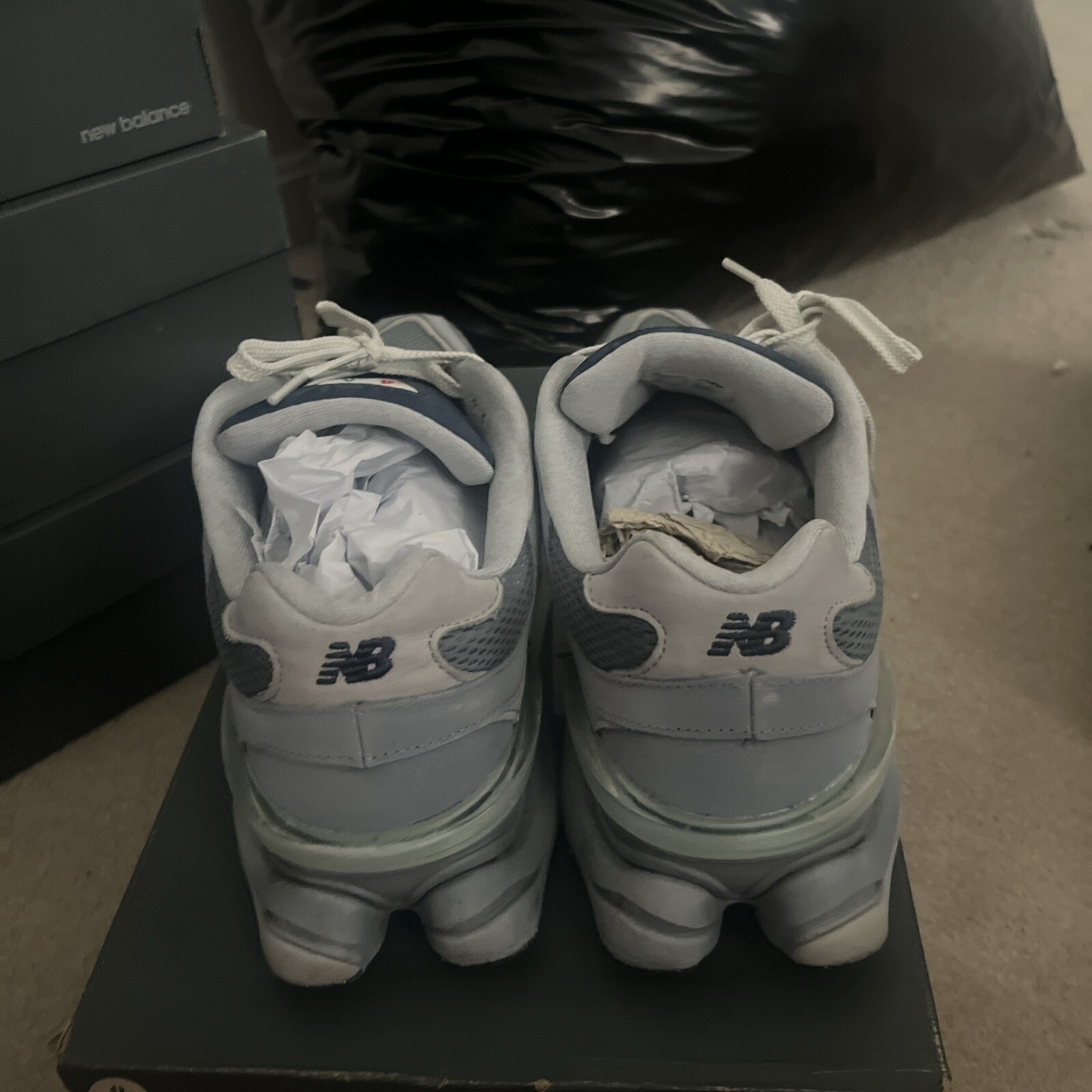 Size 10.5 - New Balance 9060 Moon Daze image 5