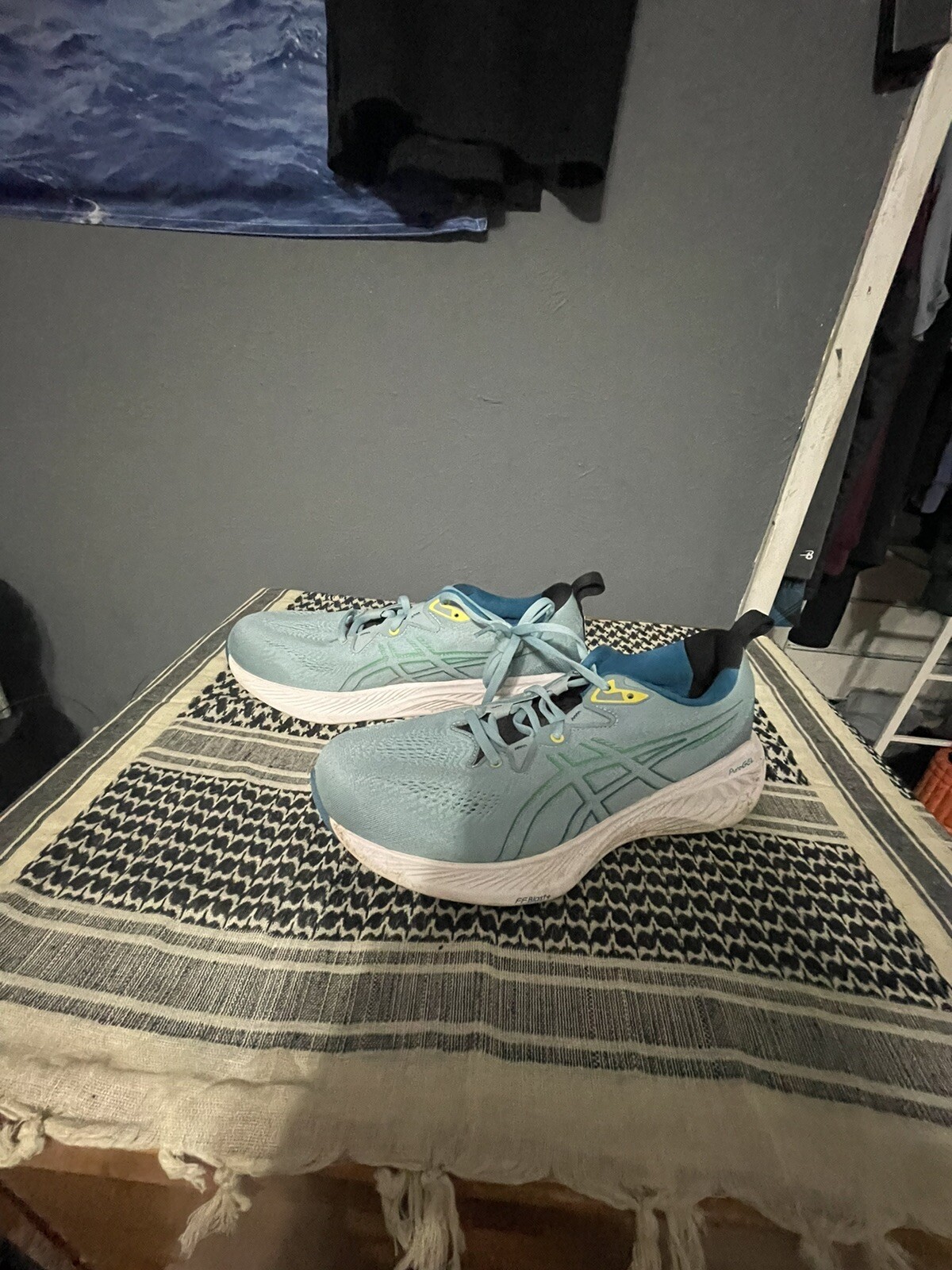 running shoes, ASICS Gel Cumulus, Size 12-image