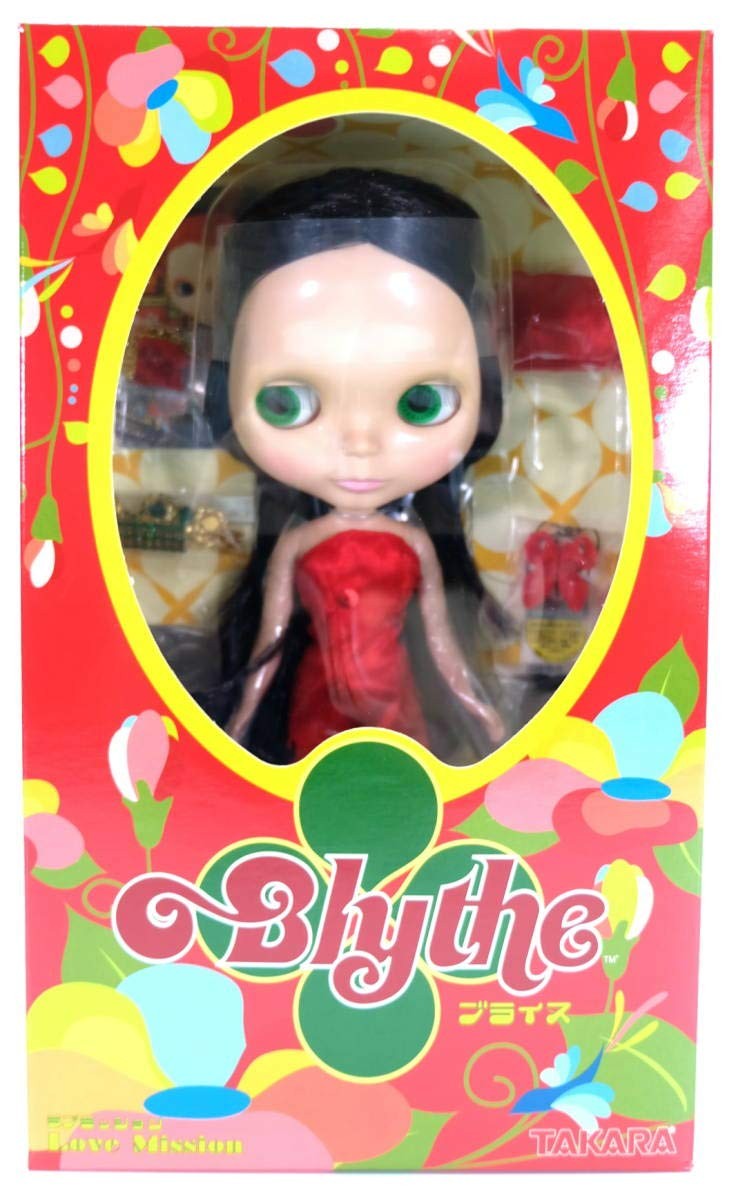 Takara Tomy Neo Blythe Love Mission Fashion Doll EBL-10