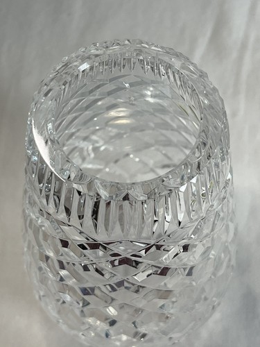 Vaso vintage Waterford 7" in cristallo con motivo croce incrociata Irlanda - Foto 10 di 20