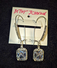 Betsey Johnson Square Halo Clear Cubic Zircon...