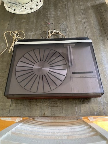 Bang & Olufsen Beogram 4002 Turntable
