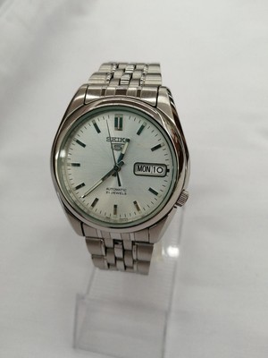 Seiko 7S26-01V0 Seiko5