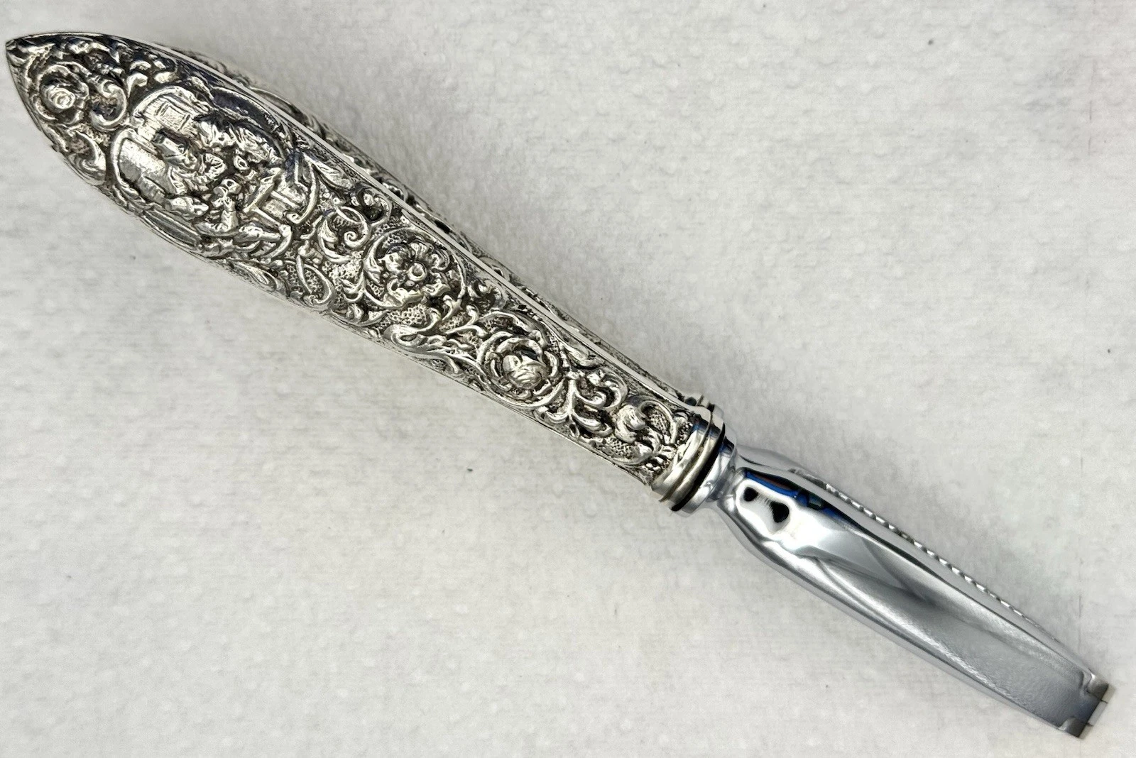 Vintage Dutch Heavily Silver-Plated Nutcracker & Box - Hooykaas Schoonhoven