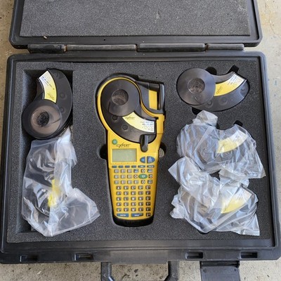 Brady IDXpert Handheld Labeler w/ PS, Cables, Labels & Case | Works Great
