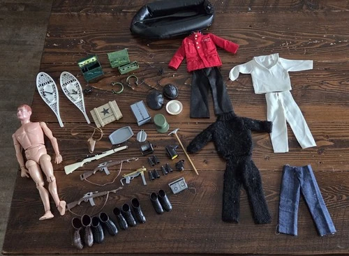 1970s Team GI Joe 2  LOT of Accessories Hat, Guns, Zodiac, Clothes Look Picture