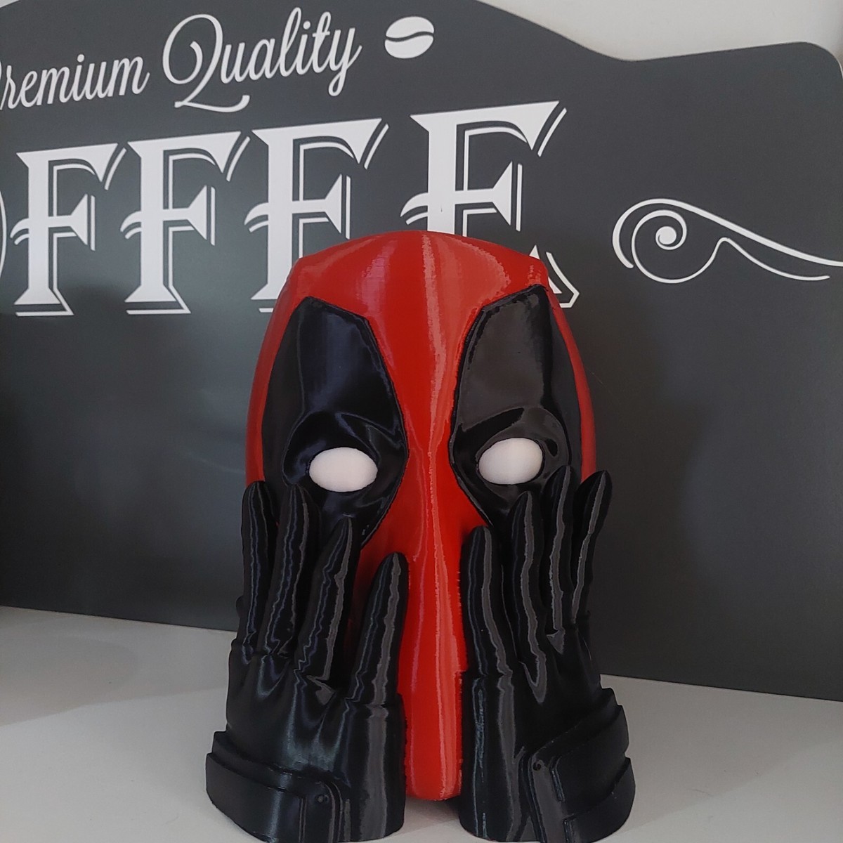 Support Casque Deadpool – 24 Cm, Déco Chambre/grotte à Mec, Cadeau Fun