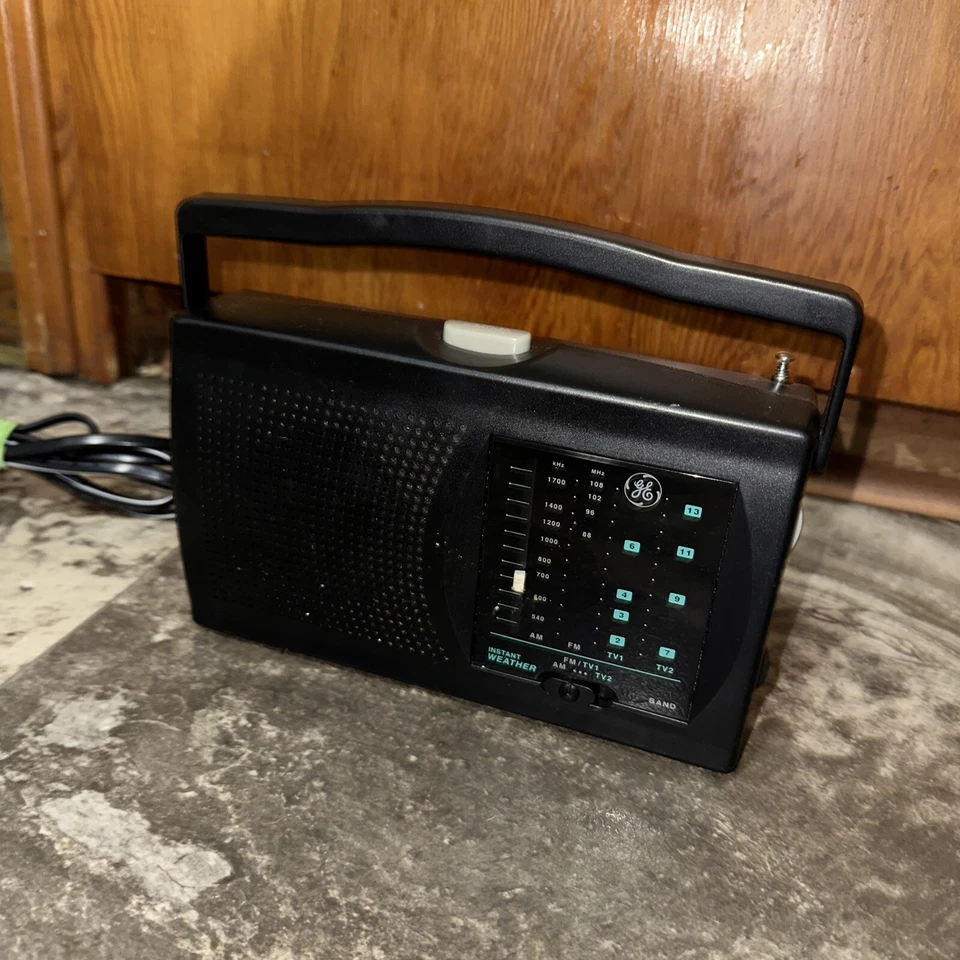 GE Weather Radio Model 7-2946A Thompson AM FM TV Band instant weather radio - Image 2 of 4
