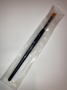 precise concealer brush
