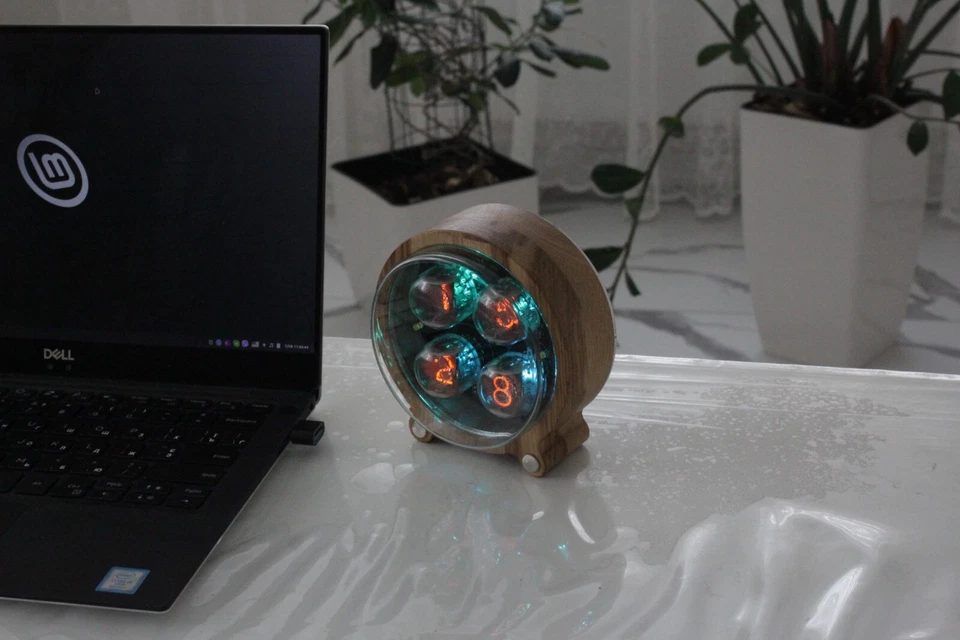 Nixie tube clock DOLAM LC-513A round enclosure tubes Remote type C - Image 4 of 4