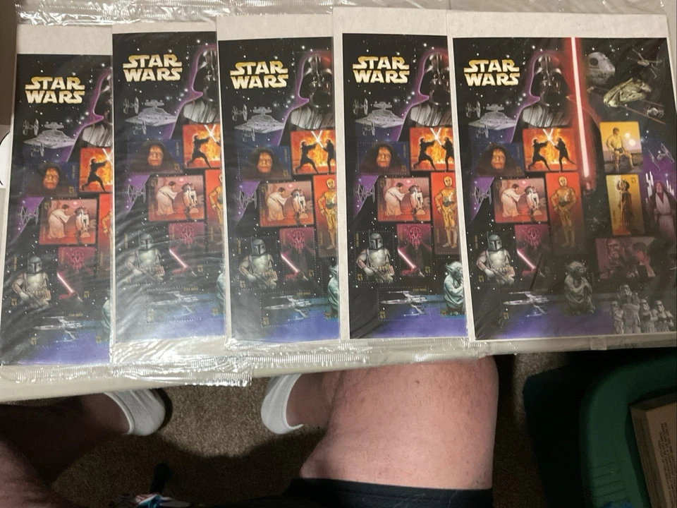 USPS STAR WARS Hoja de una página 15,41 centavos sello con personajes de Star Wars Foto 2 de 4