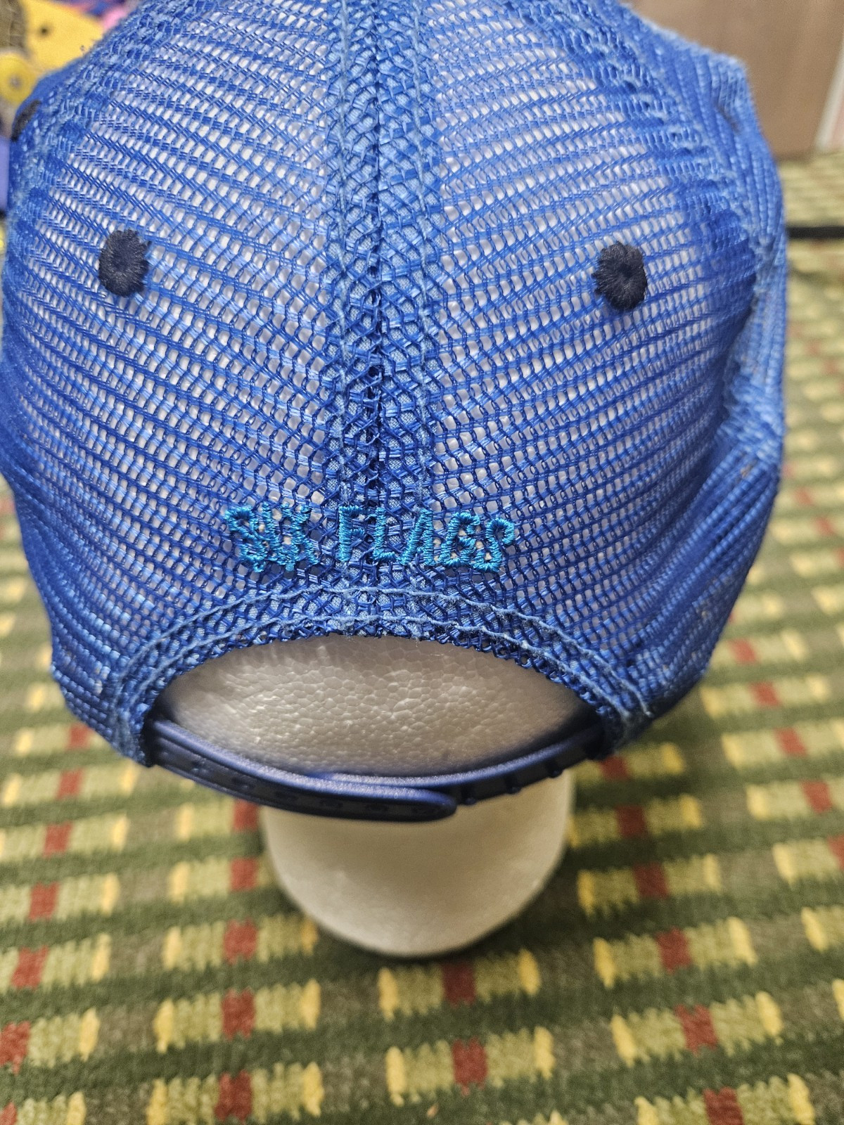 six flags superman hat - image 2