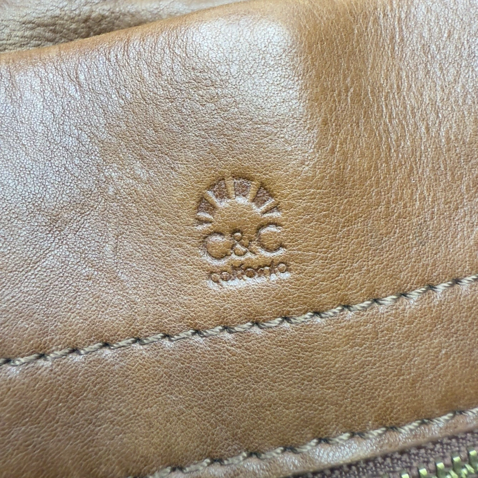 Bolso Bandolera C&C California Cuero Marrón Coñac Bolsillos 10"x10" Foto 4 de 4