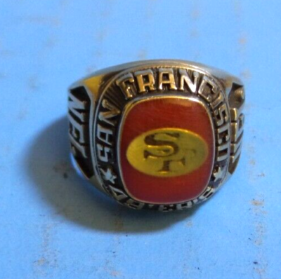 くすぶり　NFL 49ers 刺繍ロゴ ゴールド Vintage NFL San Francisco 49ers Team Logo Pin Marked 1994 | eBay