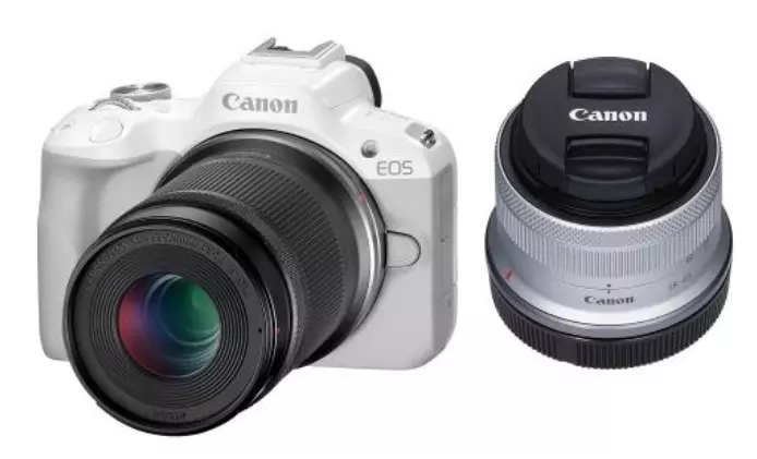 Canon EOS R50 Double Zoom Kit White