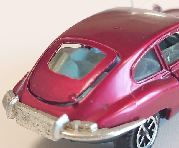 ミニカー DINKY No.131 JAGUAR E-TYPE 2+2 RARE Vintage DINKY No.131 JAGUAR E-TYPE 2+2 | eBay