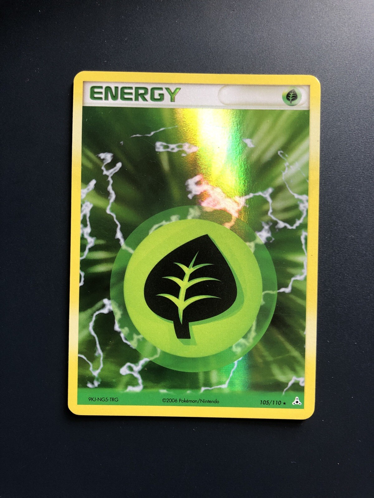 Grass Energy Card HOLO (105/110) EX HOLON PHANTOMS - Pokemon TCG - Mint