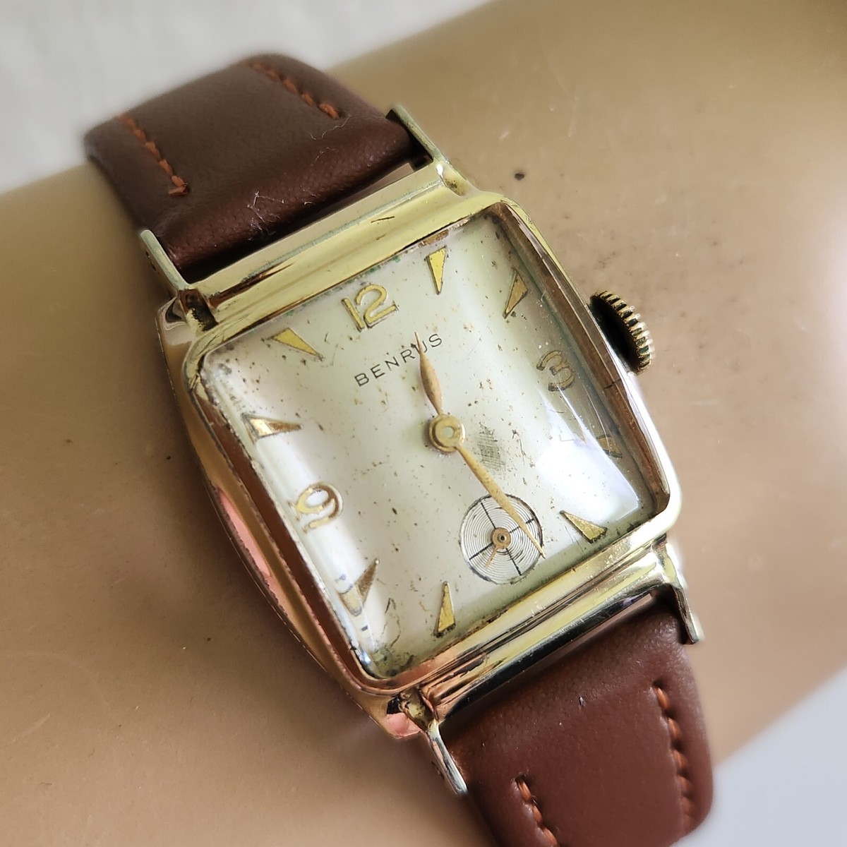 Vintage Benrus Model BA 2 17Jewels men's manual winding watch