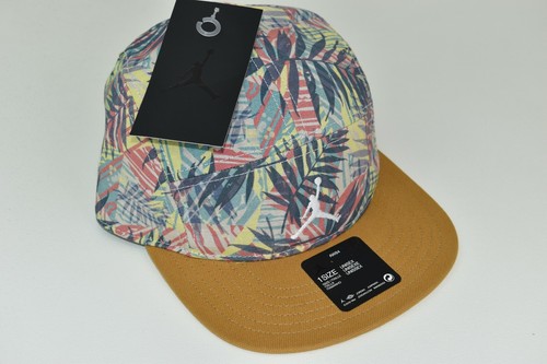 Jordan AW84 Adjustable Hat in Green | Cotton