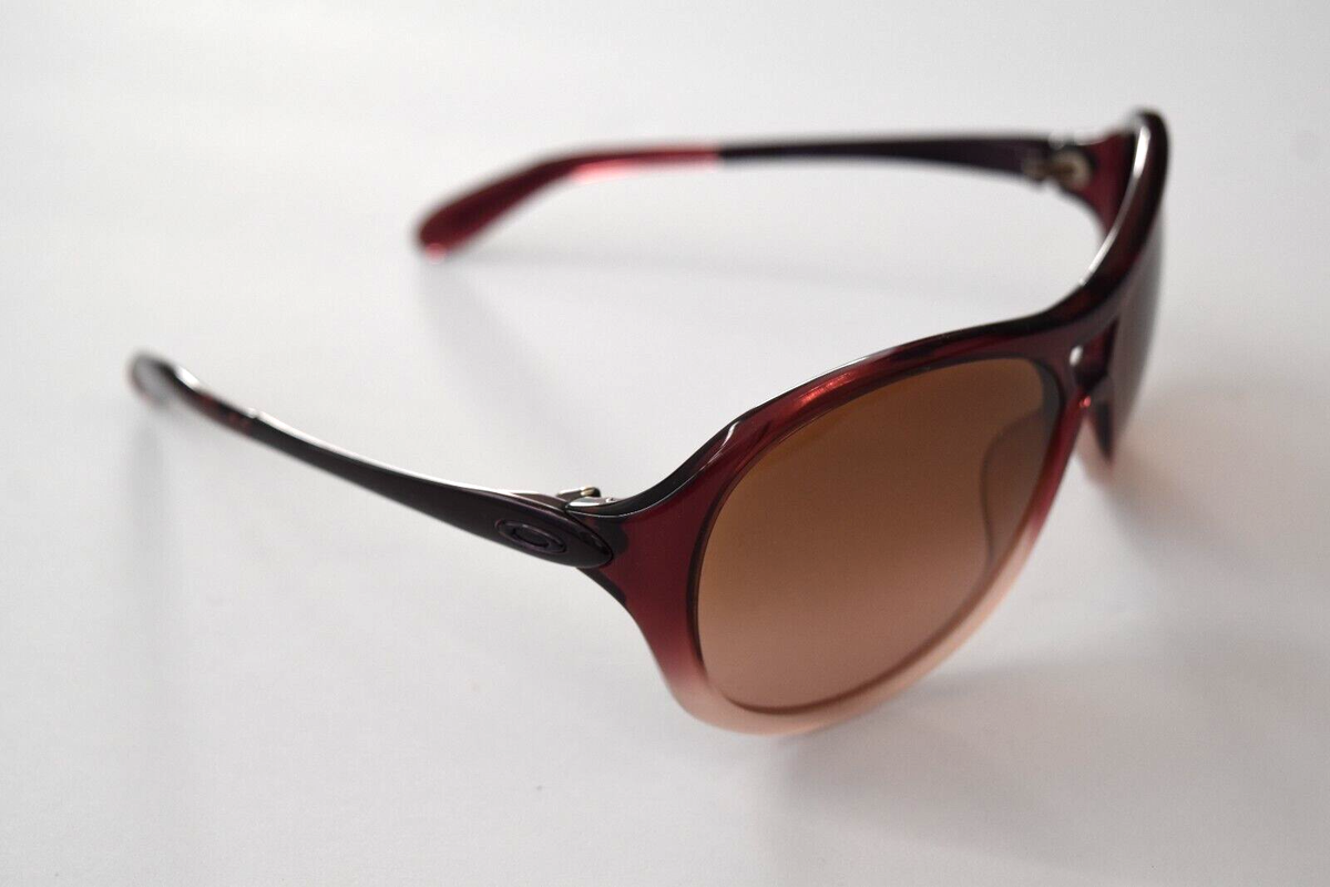 OAKLEY Vacancy Burgundy Gradient Brown OO2014-04 150-0-119 