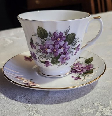 Salisbury Bone China England Tea Cup and Saucer Violets Pattern Vintage Cottage