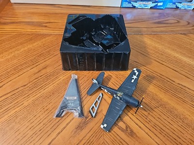 MATCHBOX COLLECTIONS PLATINUM COLLECTIBLES   GRUMMAN F6F-5 HELLCAT   92101