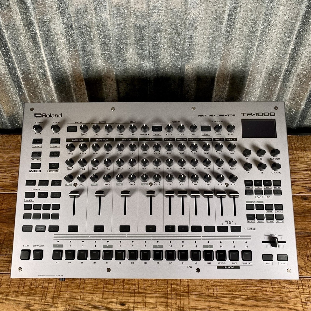 Roland TR-1000 Rhythm Creator Drum Machine | eBay