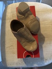 Capezio EJ2C Kids Caramel Jazz Shoes Size 10.5M