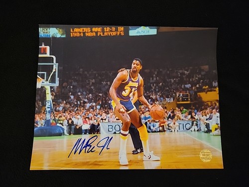 Magic Johnson #32 Signed Autographed 8x10 Los Angeles Lakers Photo w/COA - Picture 1 of 4