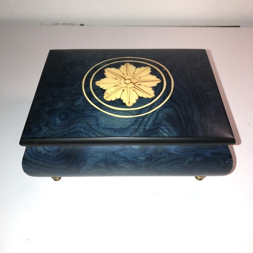 Spieluhr Reuge Romantik, blaues Holz matt lackiert, schöne Handarbeit funktioniert! - Bild 1 von 10