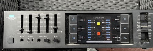 SANSUI INTEGRATED DC SERVO STEREO AMPLIFIER A-1110