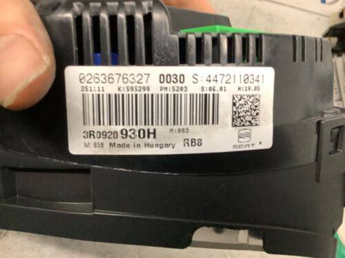 2011 SEAT EXEO MK1 SPEEDOMETER INSTRUMENT CLUSTER 3R0920930H - 23A - Picture 9 of 10