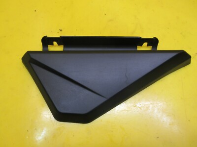 CAN-AM MAVERICK X3 900 MAX R FRONT RIGHT LOWER OEM DOOR EXTENSION SHIELD PANEL