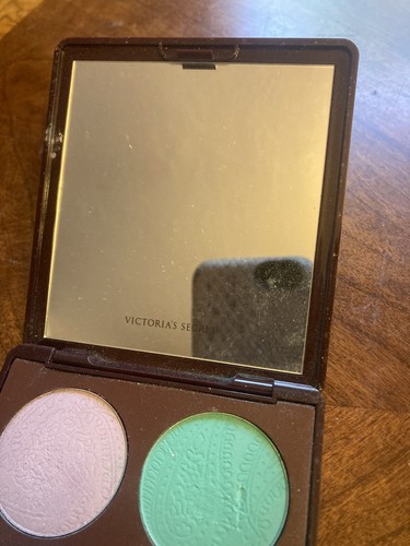 Victoria's Secret Untamed Chic Eye Color Kit Eye Palette RARE 👋READ! - Picture 6 of 11