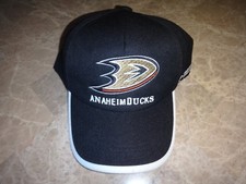 Glace Hockey Équipe Ducks D'Anaheim Neuf Balle Chapeau Par SIXTH MAN Promotions