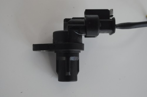 MERCEDES ML W164 2008 RHD Camshaft Position Sensor A0041539628 1637939