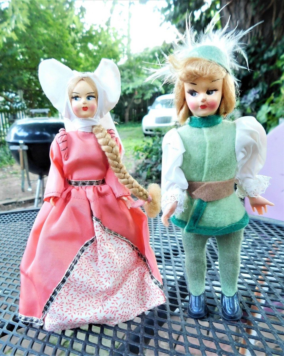 VINTAGE 1950's PAIR MAID MARIAN & ROBIN HOOD MADE IN ITALY M C