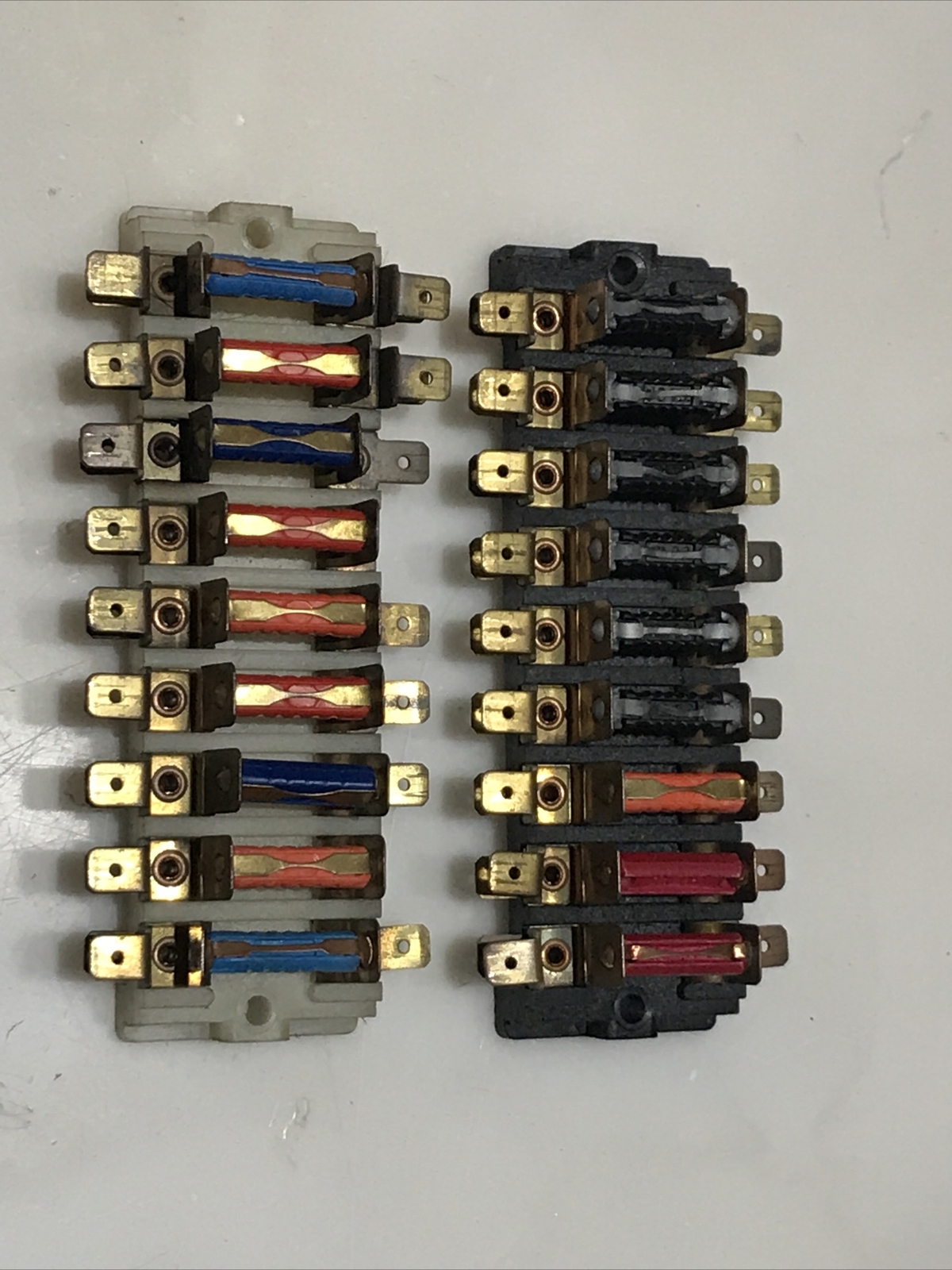 1984 Ferrari 308 QV Fuseblocks OEM