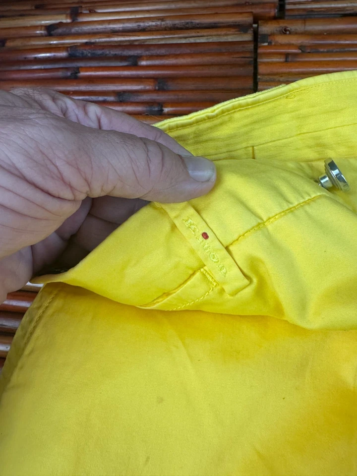 Pantalones de mezclilla Kiton para hombre amarillos lisos calce recto botones mosca mezcla de algodón talla 40 Foto 3 de 4