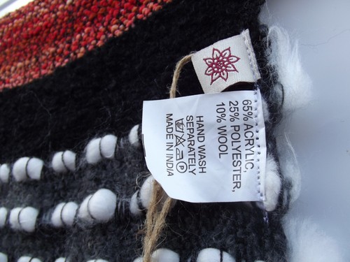 Wall hanging / throw by Ian Snow new with tags - Picture 4 of 5