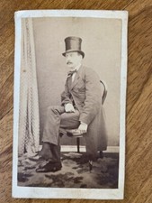 Photo Carte de Visite CDV Portrait homme chapeau haut de forme 1860 a identifier