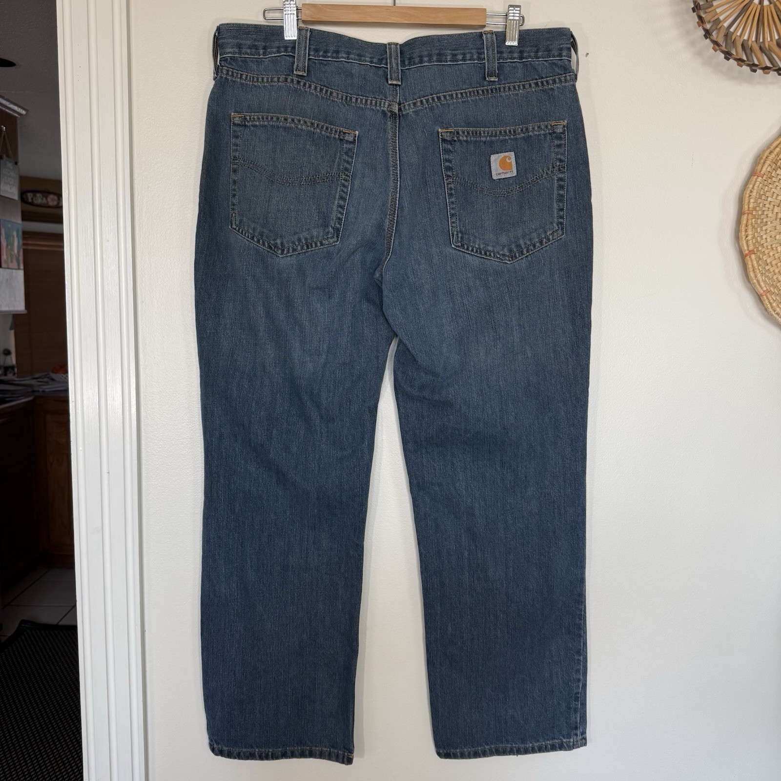 Vintage Y2k Carhartt 36x30 Medium Wash Straight Leg Denim Blue Jeans thumbnail 2