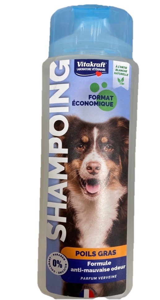 Shampoing chien poils gras Vitakraft élimine les mauvaises odeurs