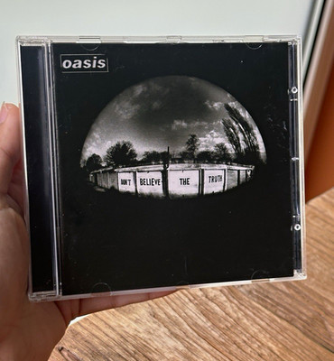 Oasis Don't Believe the Truth CD Album Jewelcase 2005 Sony BMG HES 520149 2